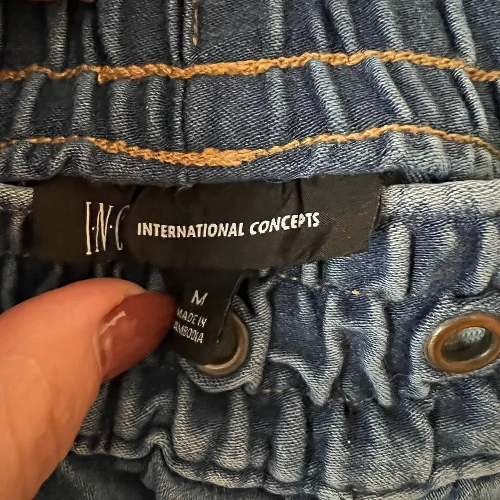 inc international concepts pull on Women Pants size M